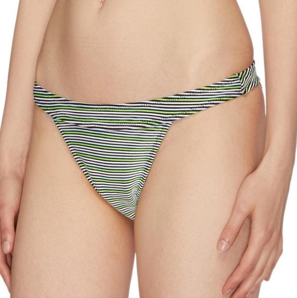 Solid & Striped The Cleo Stripe Ottoman Bottom